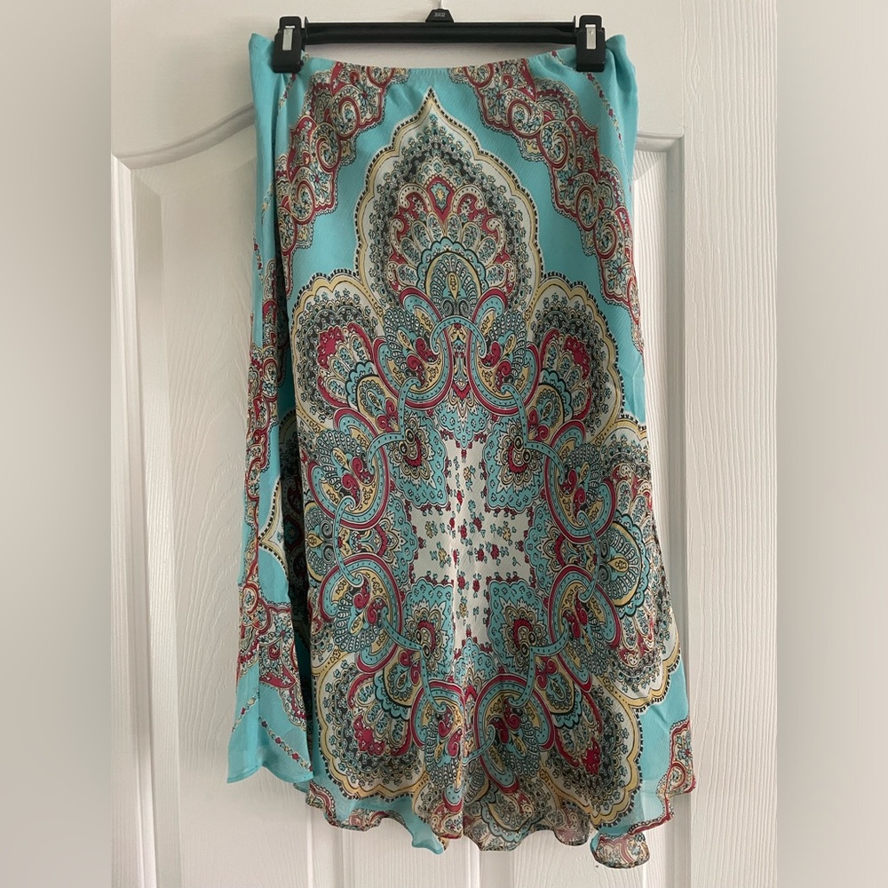 Harold’s size 4 blue, red, yellow midi skirt